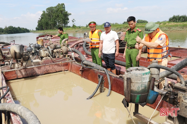 Giám đốc Công an Hà Tĩnh đề nghị đóng cửa một số mỏ thường xuyên vi phạm pháp luật