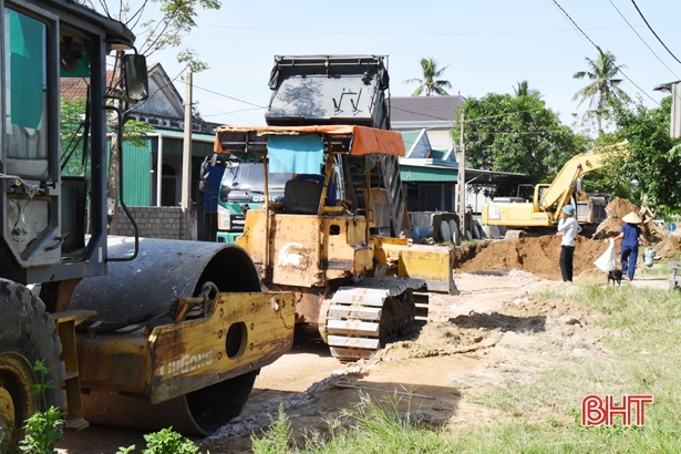 Lộc Hà tăng tốc cán đích huyện nông thôn mới trong 100 ngày tới