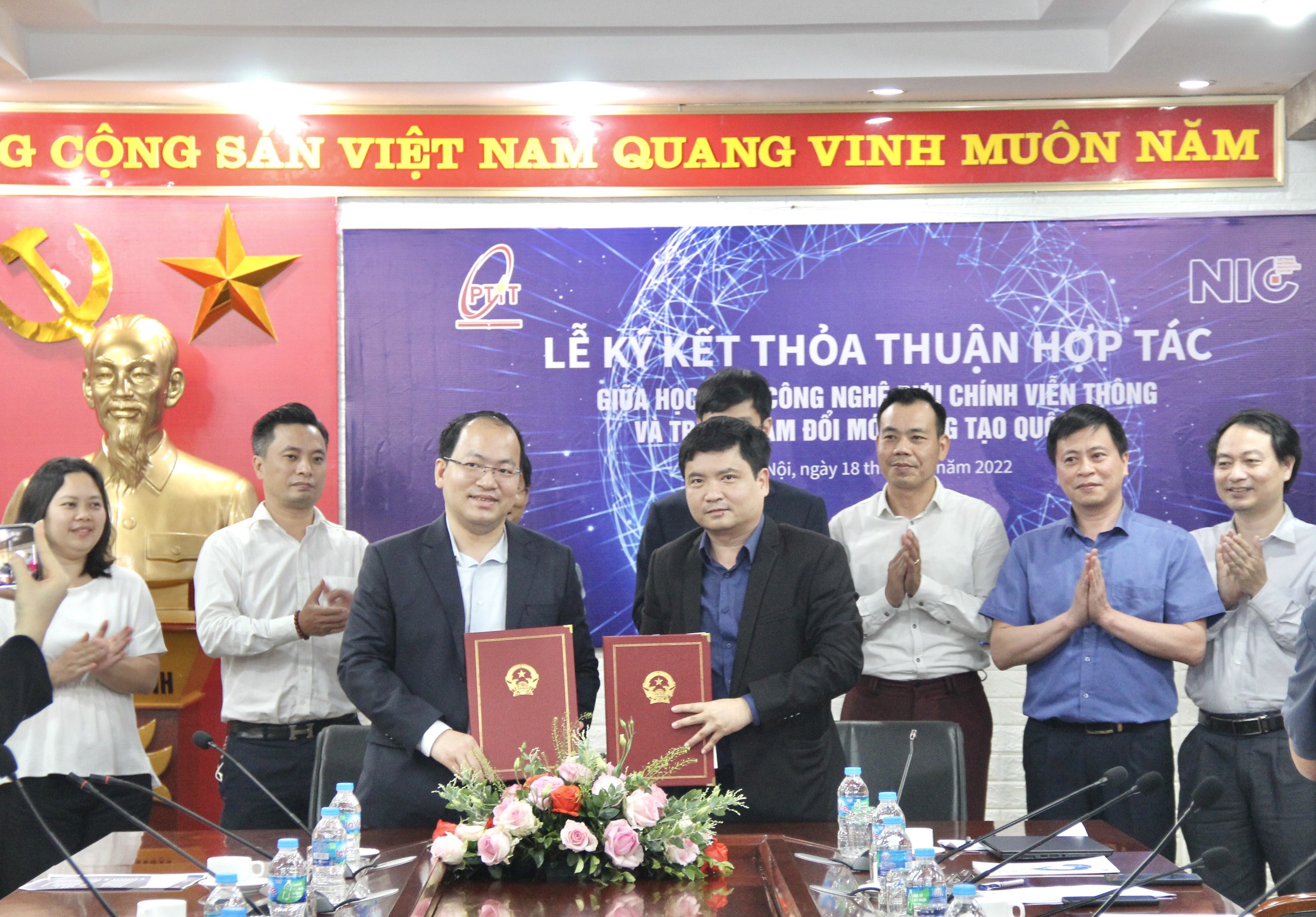 Học viện Công nghệ Bưu chính Viễn thông ký kết thỏa thuận hợp tác thúc đẩy đổi mới sáng tạo với Trung tâm Đổi mới sáng tạo quốc gia