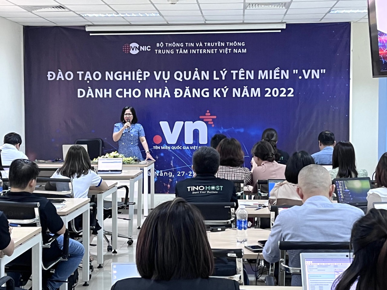 Đào tạo nghiệp vụ quản lý tên miền ".vn"