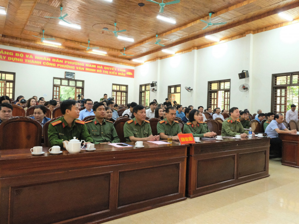 Công an phường Nam Hà: “Cải cách hành chính” xứng đáng phường điển hình về đảm bảo trật tự đô thị.