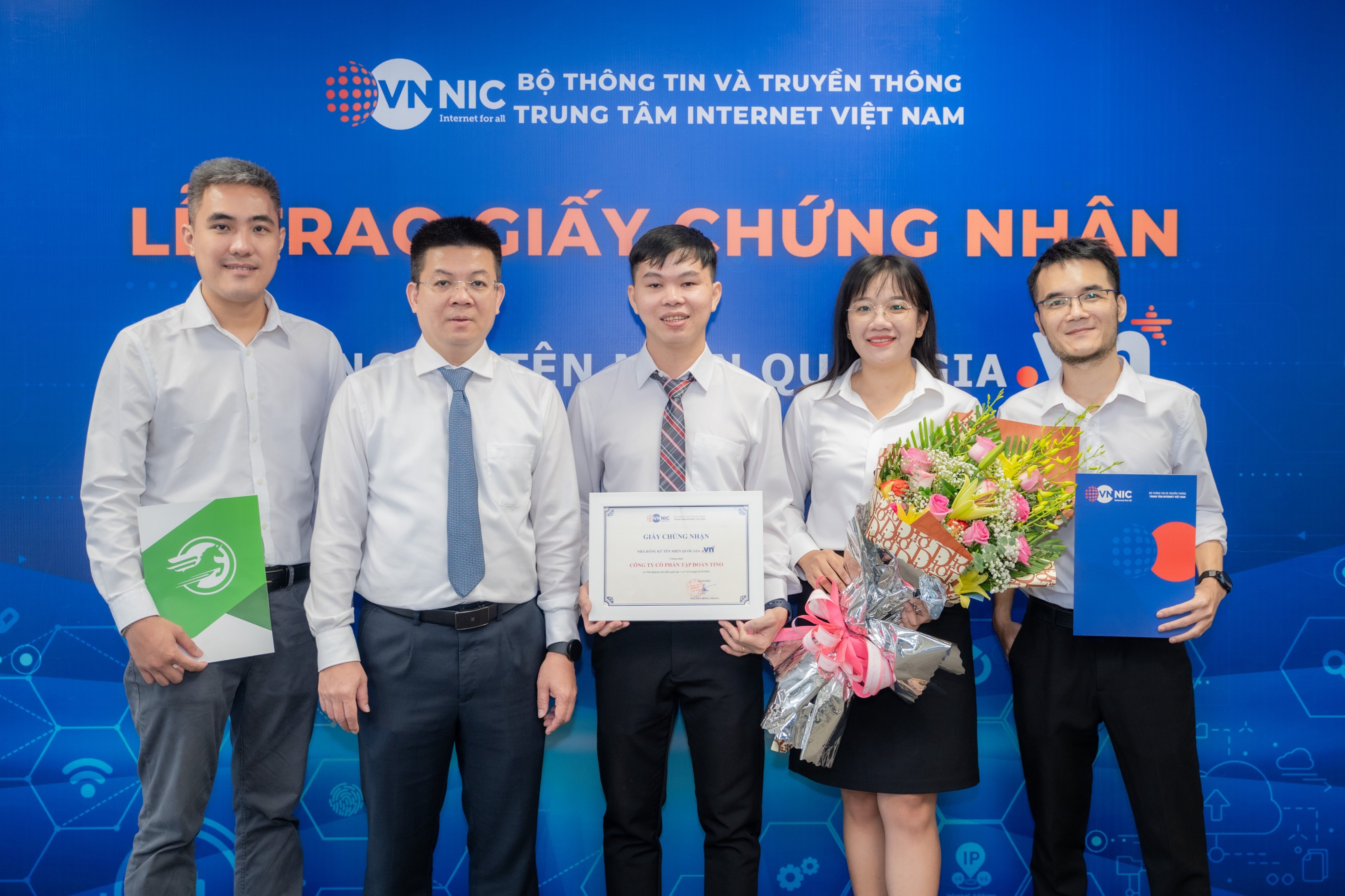 Tino trở thành nhà đăng ký tên miền quốc gia .vn