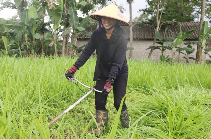 Hỗ trợ phụ nữ phát triển kinh tế trong thời đại hiện nay