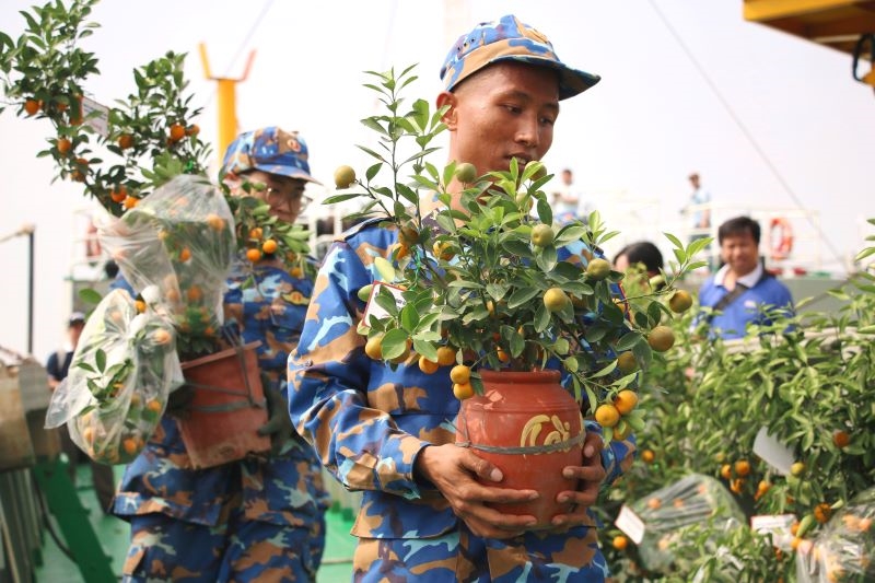 Hành trình mang tết đến các nhà giàn DK1