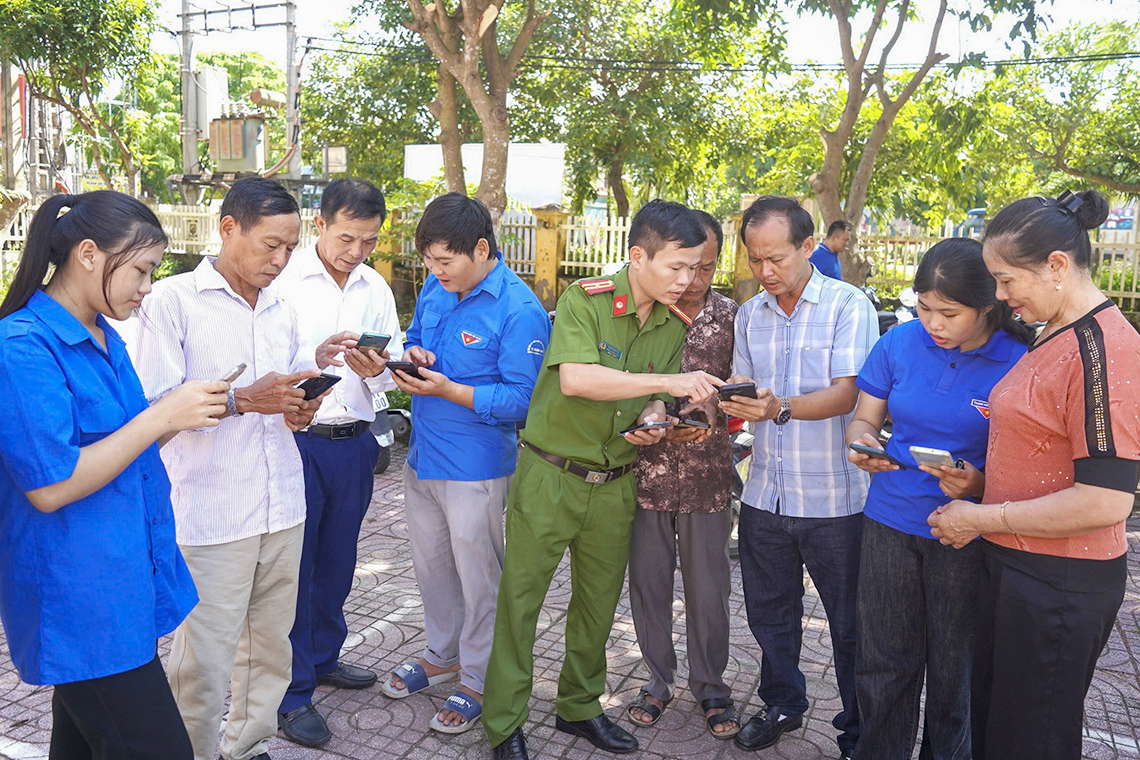 Ngày hội Chuyển đổi số Quốc gia 2024 về trên quê hương Xuân Hải (Nghi Xuân)