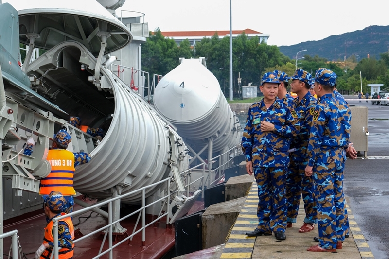 Vững vàng hành trình giữ biển